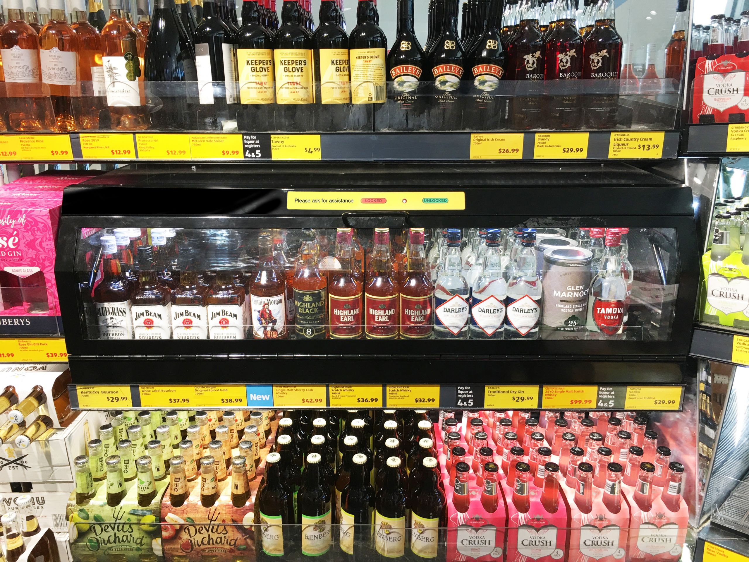 Aldi beverage display