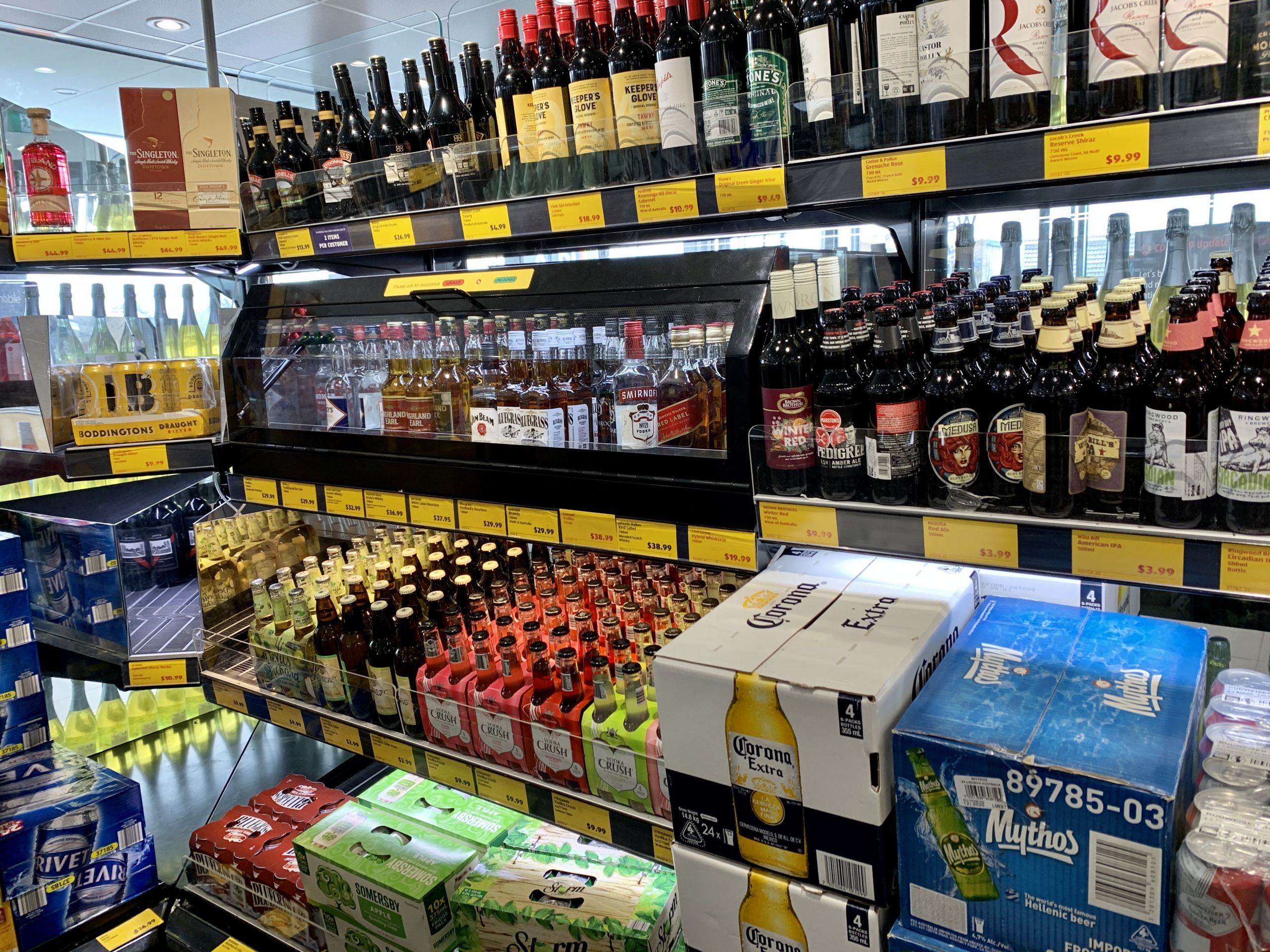 Aldi beverage display