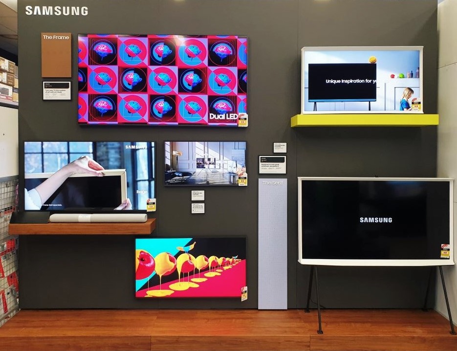Samsung in-store television displays