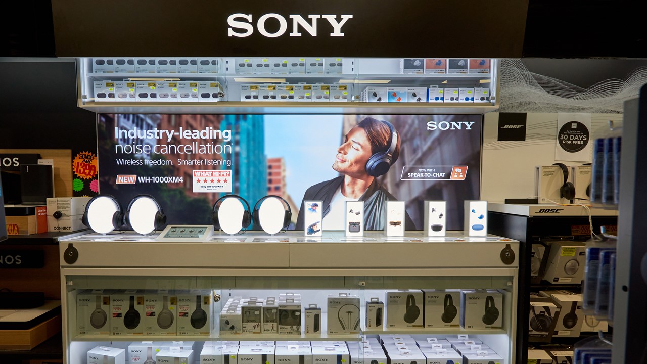 Sony in-store display for range of wireless noise-cancelling headphones